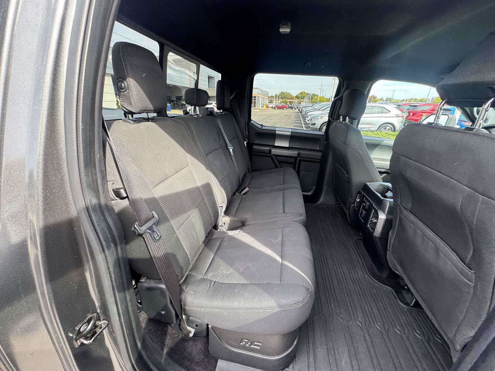 Used 2016 Ford F150 XLT w/ Equipment Group 302A Luxury AWD/4WD image 16