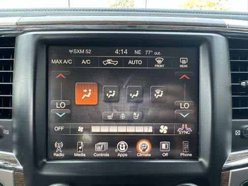 Used 2014 RAM 1500 Laramie image 30