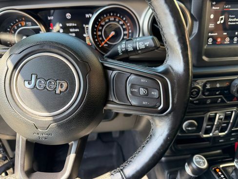 Used 2020 Jeep Wrangler Unlimited Sport AWD/4WD image 23