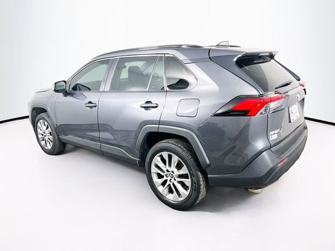 Used 2023 Toyota RAV4 XLE Premium image 5