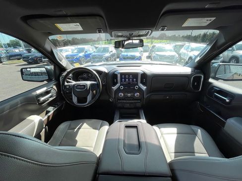 Used 2021 GMC Sierra 1500 SLT AWD/4WD image 31