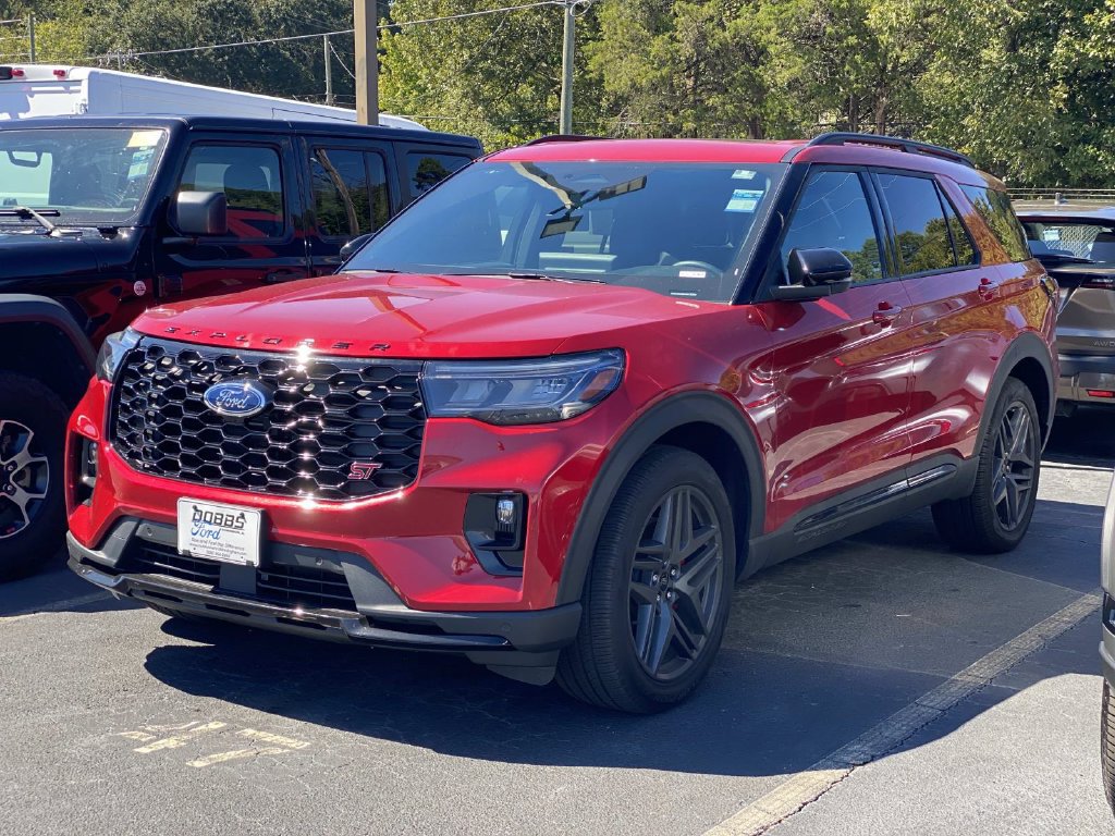 Used 2025 Ford Explorer ST w/ Sun And Sound Package RWD image 2