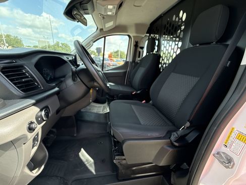 Used 2025 Ford Transit 250 Low Roof w/ Exterior Upgrade Package RWD image 13