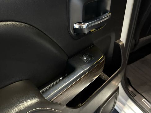 Used 2017 GMC Sierra 2500 Denali w/ Duramax Plus Package image 27