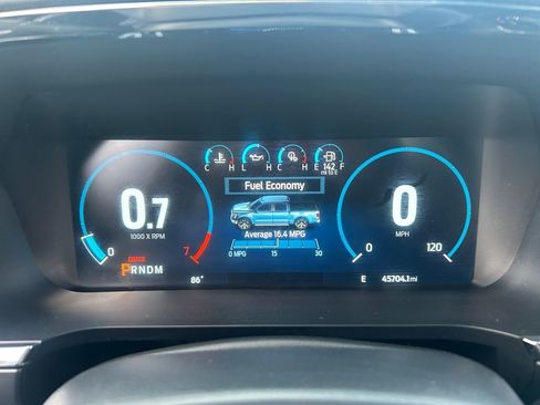 Used 2022 Ford F150 Lariat w/ Equipment Group 502A High image 3