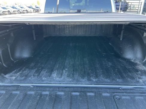 Used 2025 RAM 1500 Limited w/ Body Color Bumper Group AWD/4WD image 17