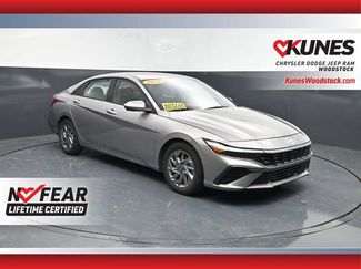 Used 2024 Hyundai Elantra SEL FWD video 1