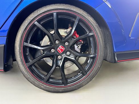 Used 2017 Honda Civic Type R image 36