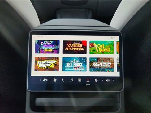 Used 2025 Tesla Model 3 Long Range image 51