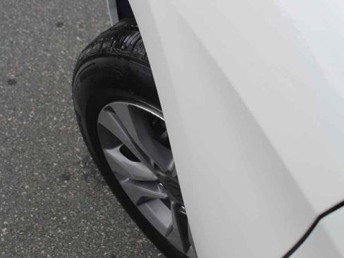 Used 2015 Honda Accord LX image 32