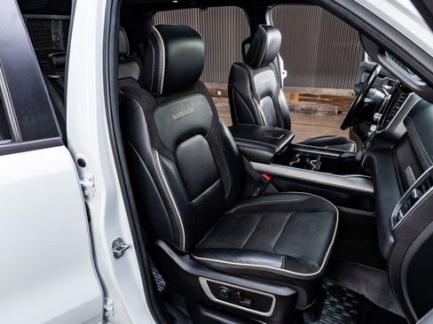 Used 2022 RAM 1500 Laramie w/ Sport Appearance Package AWD/4WD image 33