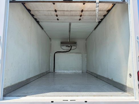 Used 2015 Ford E-350 and Econoline 350 Super Duty w/ Power Windows & Locks Group RWD image 10