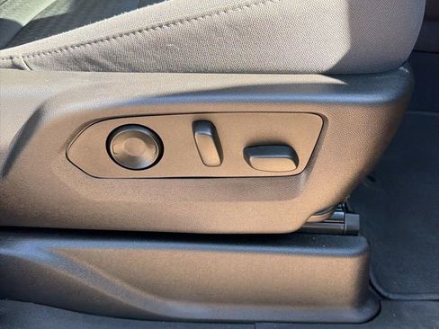 Used 2023 Chevrolet Suburban LS w/ Driver Alert Package image 54