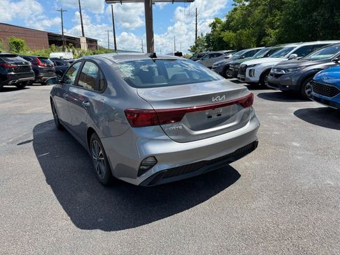 Used 2023 Kia Forte LXS FWD image 7