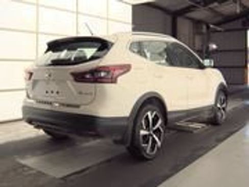 Used 2022 Nissan Rogue Sport SL w/ Premium Package AWD/4WD image 3
