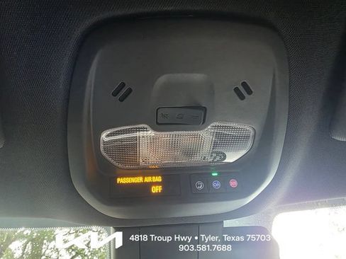 Used 2024 Chevrolet Trax RS w/ Driver Confidence Package FWD image 18