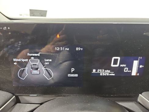 Used 2025 Nissan Kicks S AWD/4WD image 16