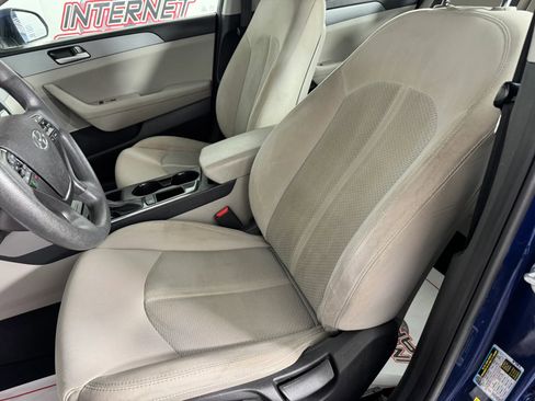 Used 2017 Hyundai Sonata SE image 30