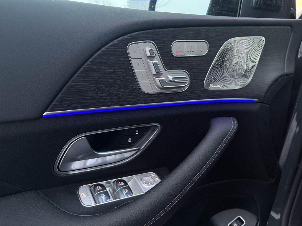 Used 2026 Mercedes-Benz GLS 450 4MATIC image 22