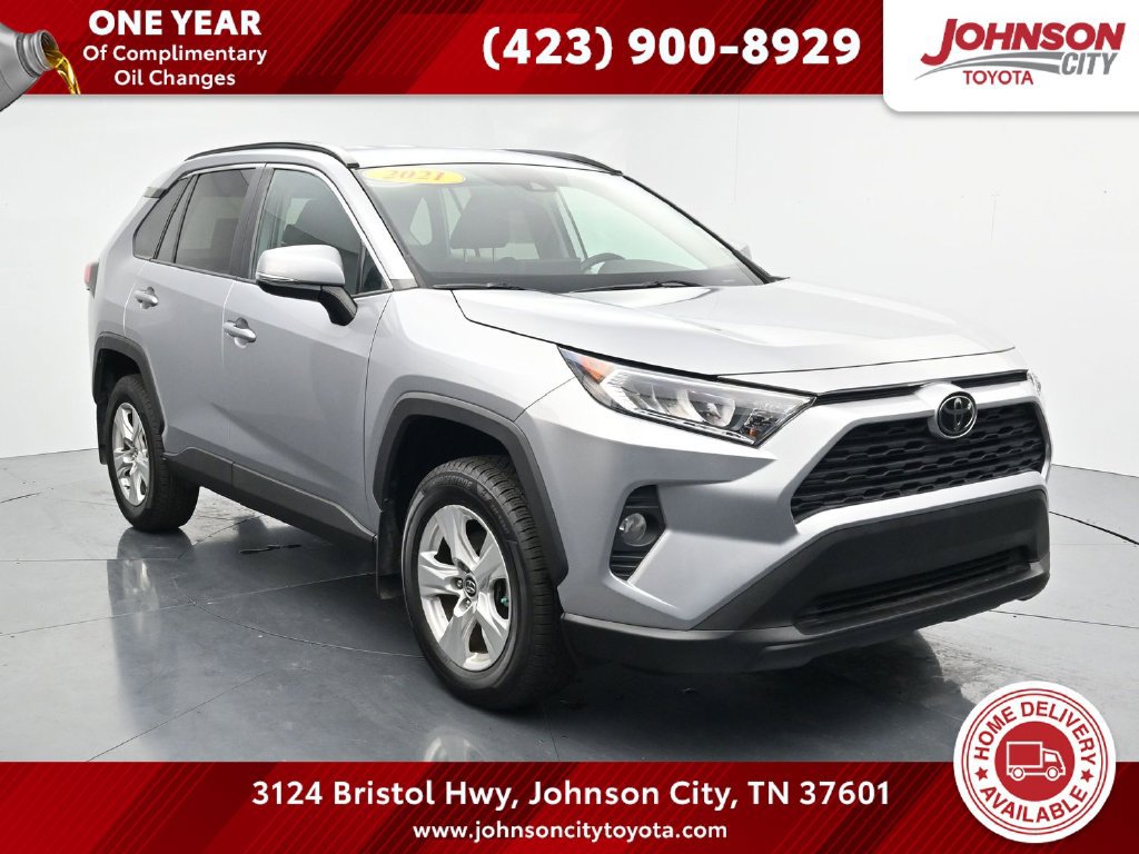 Used 2021 Toyota RAV4 XLE AWD/4WD image 1