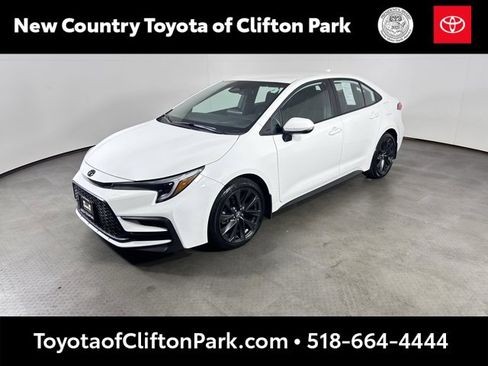 Used 2023 Toyota Corolla SE image 7