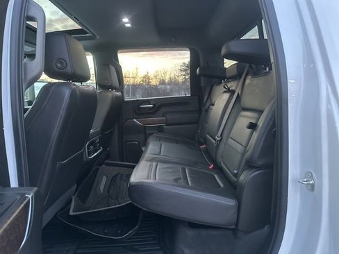 Used 2021 GMC Sierra 2500 Denali w/ Technology Package image 17