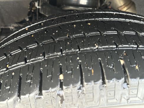 Used 2024 Jeep Wagoneer 4WD w/ Premium Group I image 28