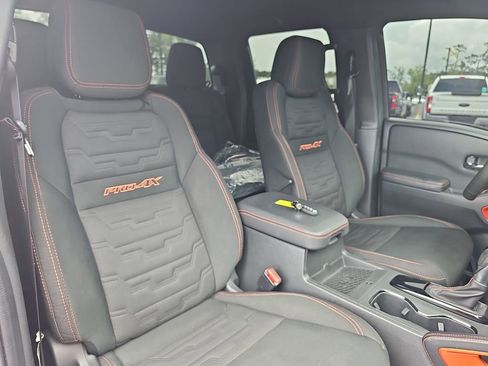 Used 2023 Nissan Frontier PRO-4X w/ Pro Convenience Package AWD/4WD image 14