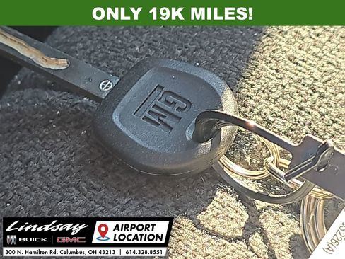 Used 2024 GMC Savana 2500 w/ Driver Convenience Package image 30