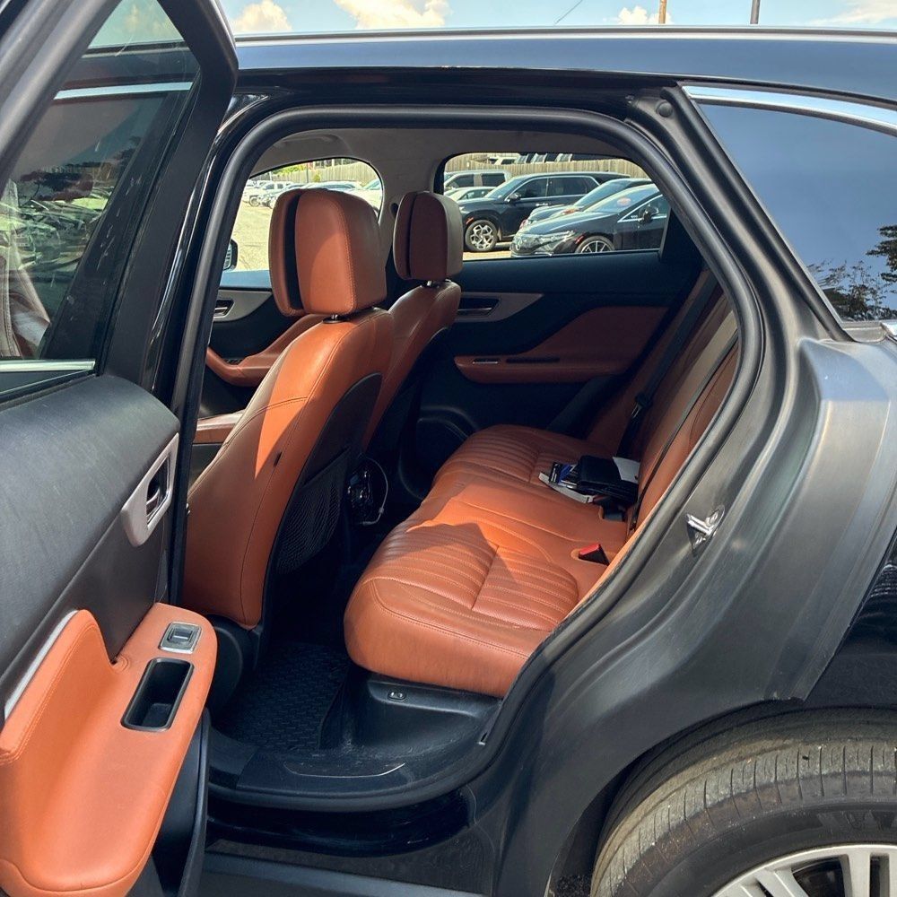 Used 2019 Jaguar F-PACE Portfolio AWD/4WD image 13