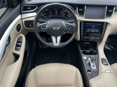 Used 2019 INFINITI QX50 Luxe w/ Navigation Package image 14