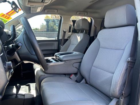Used 2017 Chevrolet Silverado 2500 W/T AWD/4WD image 22