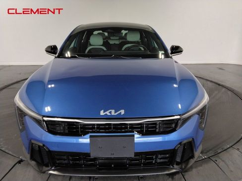 Used 2025 Kia K4 GT-Line w/ GT-Line Premium Package image 2