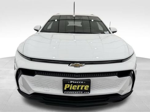 New 2026 Chevrolet Equinox EV LT image 8