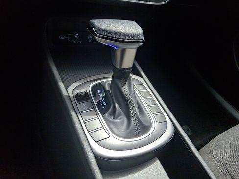 Certified 2025 Hyundai Kona SE AWD/4WD image 22