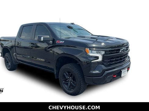 Used 2024 Chevrolet Silverado 1500 LT Trail Boss w/ LT Trail Boss Premium Package AWD/4WD image 1