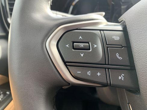 Certified 2025 Lexus NX 250 FWD w/ Towing Package (2000 Lbs) image 19