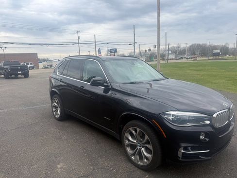 Used 2015 BMW X5 xDrive50i image 7