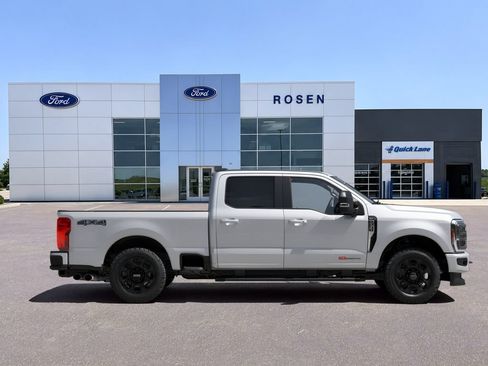 New 2026 Ford F250 XLT w/ XLT Premium Package AWD/4WD image 5