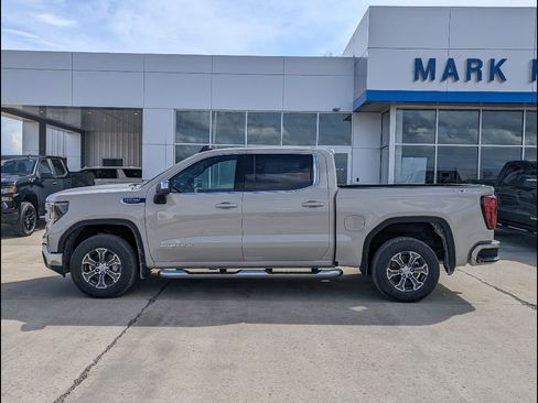 New 2026 GMC Sierra 1500 SLE w/ X31 Off-Road Package image 9
