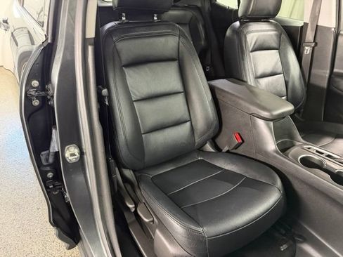 Used 2020 Chevrolet Equinox LT w/ Driver Convenience Package AWD/4WD image 21