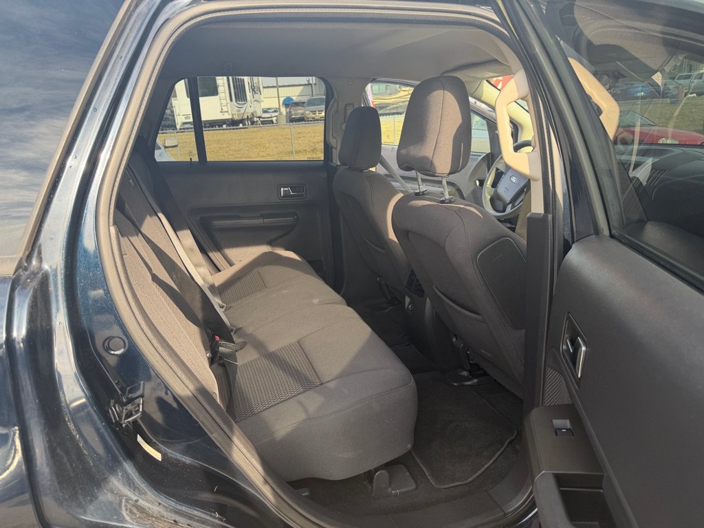 Used 2010 Ford Edge SE FWD image 19