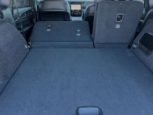 New 2024 Jeep Grand Cherokee Overland w/ Luxury Tech Group IV image 13