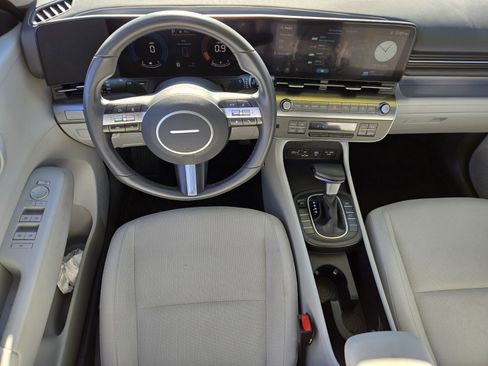 Used 2024 Hyundai Kona SEL image 12