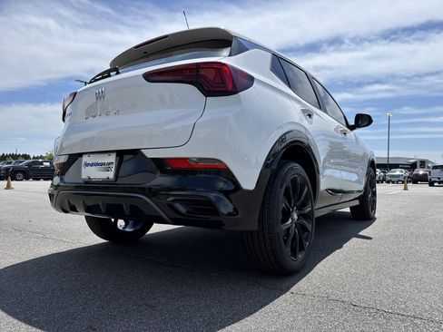 New 2026 Buick Encore GX Sport Touring w/ Comfort Package FWD image 10