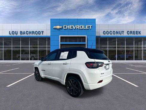 Used 2025 Jeep Compass Limited w/ High Altitude Package AWD/4WD image 6