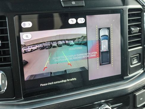 New 2026 Ford F250 Lariat w/ Black Appearance Package image 24