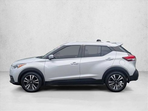 Used 2019 Nissan Kicks SV w/ Exterior Package FWD image 8