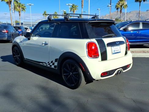 Used 2018 MINI Cooper S image 12