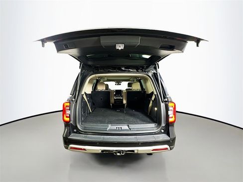 Used 2024 Ford Expedition Limited image 38